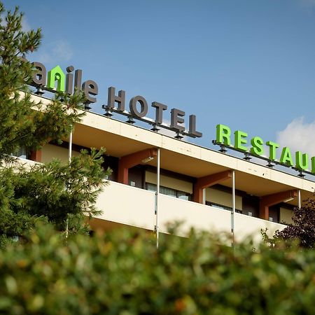 Campanile Hotel & Restaurant Ґорінхем Екстер'єр фото