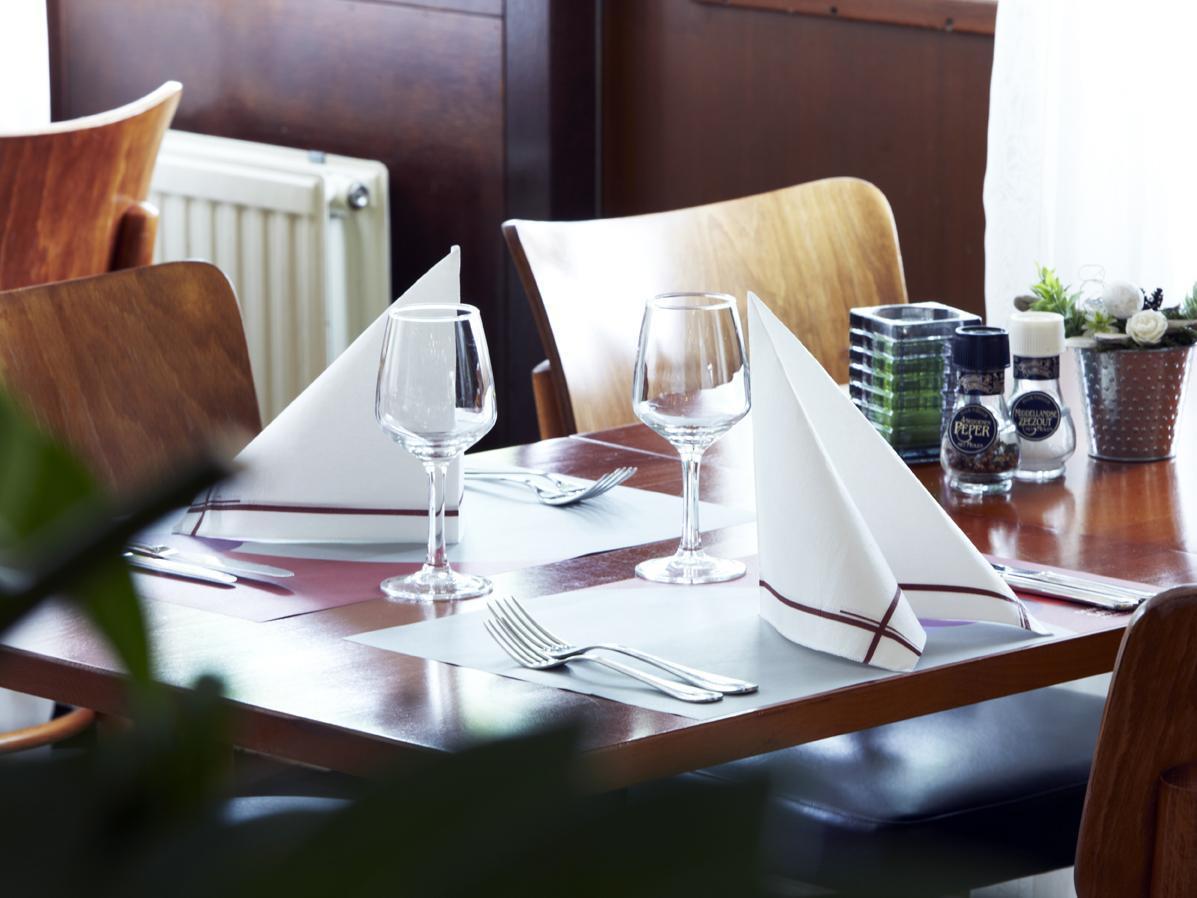 Campanile Hotel & Restaurant Ґорінхем Екстер'єр фото