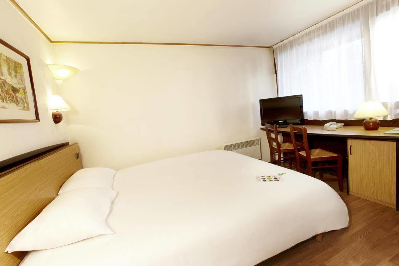 Campanile Hotel & Restaurant Ґорінхем Екстер'єр фото