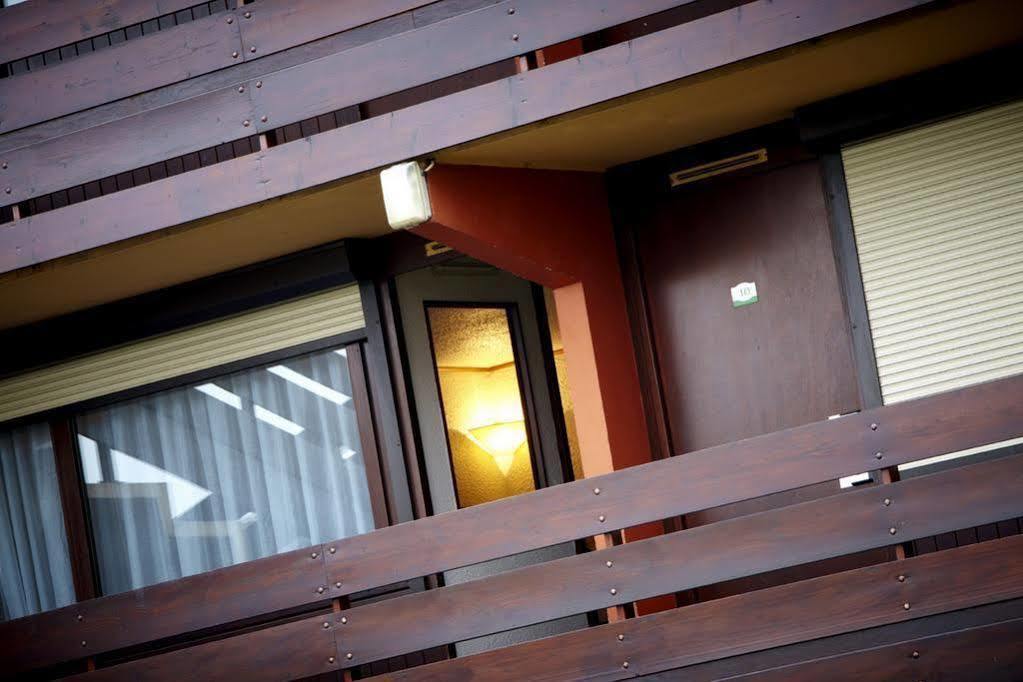 Campanile Hotel & Restaurant Ґорінхем Екстер'єр фото